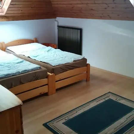 Maison d'hôtes Bocsor Apartman *